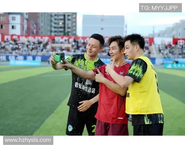 谦卑之心闪耀绿茵场的足球明星们的故事与成就